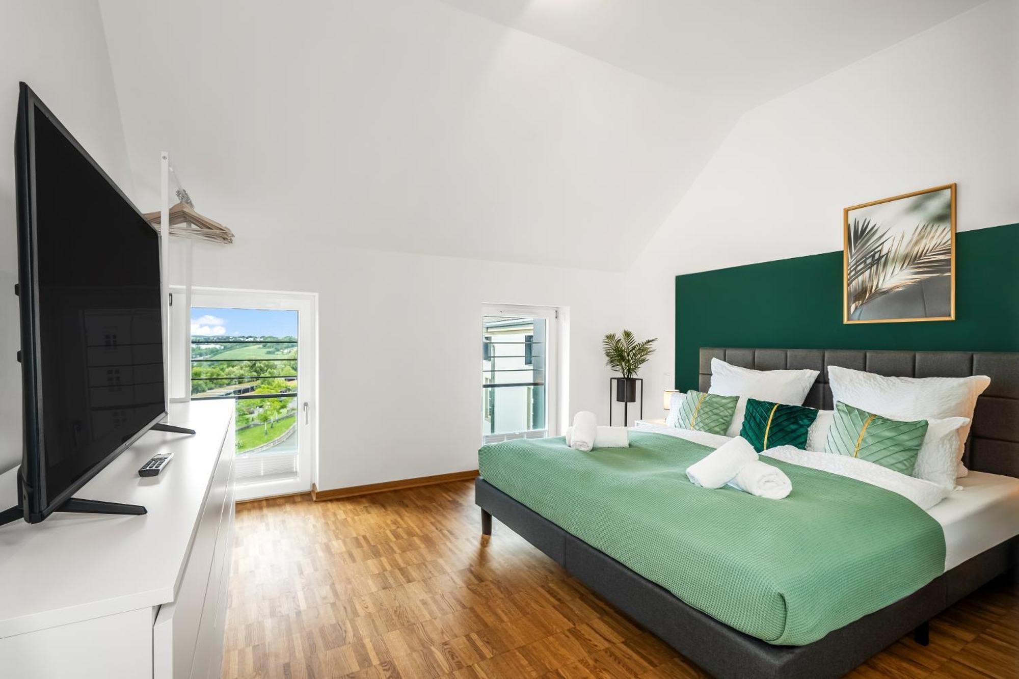 Dnd Design Loft I 170Qm I Parken I Balkon I Workstation I Netflix I Kaffee I Waschmaschine I Trockner I Xbox I Ausblick Apartman Würzburg Kültér fotó