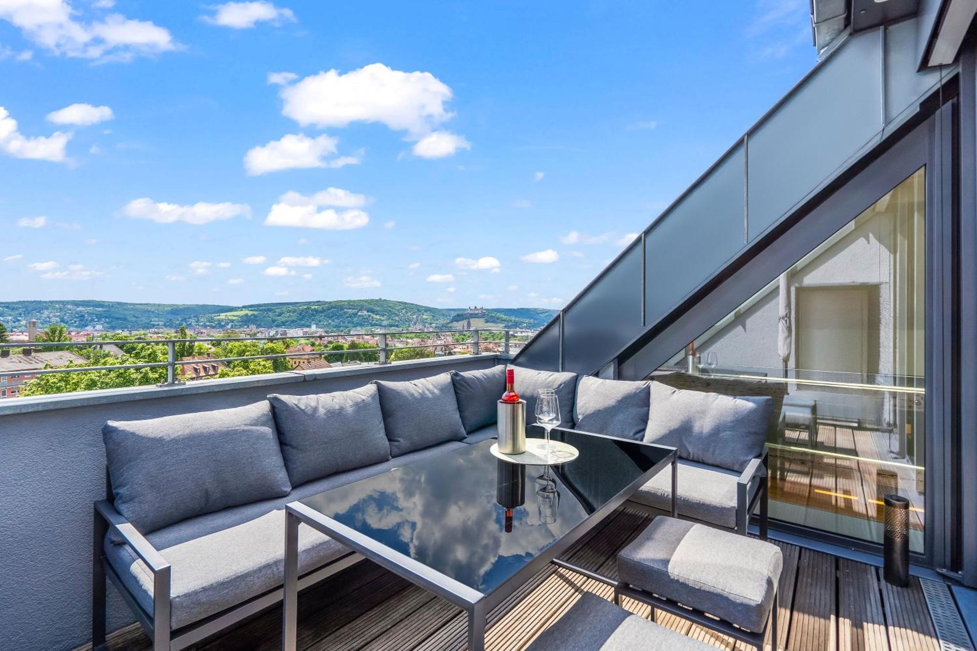 Dnd Design Loft I 170Qm I Parken I Balkon I Workstation I Netflix I Kaffee I Waschmaschine I Trockner I Xbox I Ausblick Apartman Würzburg Kültér fotó