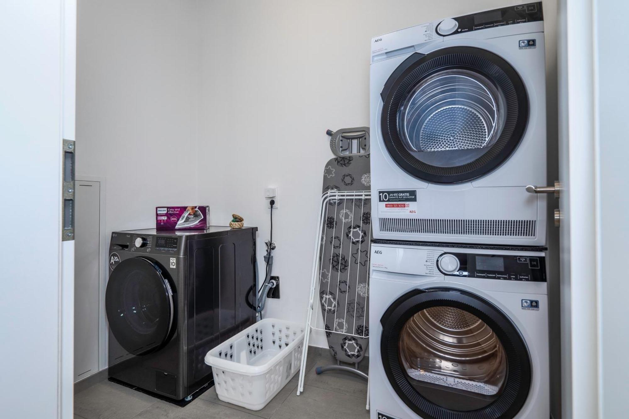 Dnd Design Loft I 170Qm I Parken I Balkon I Workstation I Netflix I Kaffee I Waschmaschine I Trockner I Xbox I Ausblick Apartman Würzburg Kültér fotó