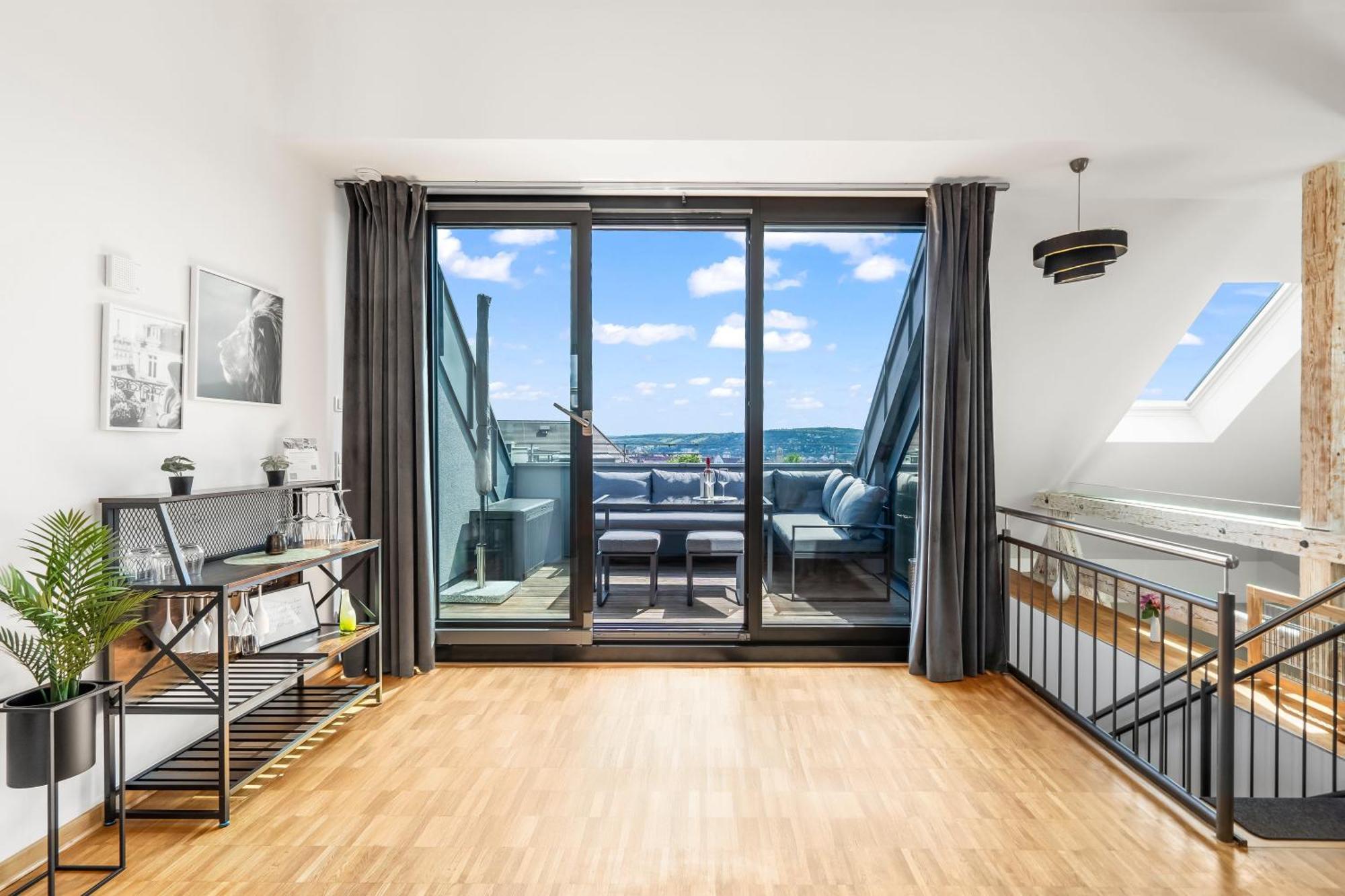 Dnd Design Loft I 170Qm I Parken I Balkon I Workstation I Netflix I Kaffee I Waschmaschine I Trockner I Xbox I Ausblick Apartman Würzburg Kültér fotó